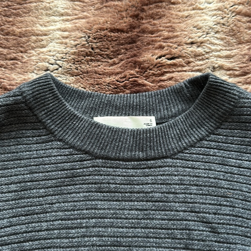 Aritzia Wilfred Free Lolan Sweater Charcoal Grey Wool Blend - Picture 3 of 7